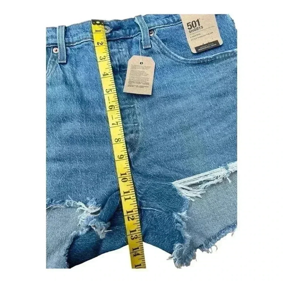 Women’s Levi’s 501 Original Jean Shorts Size 32 US 14 Distressed Medium Blue - Picture 8 of 10